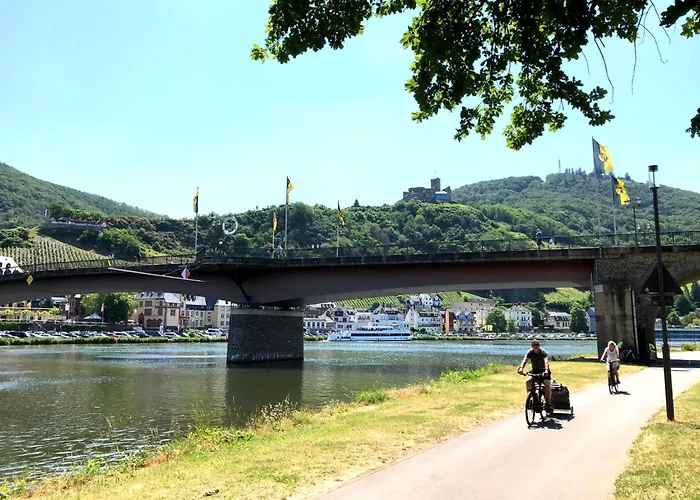 Ferienwohnungen-traben-trarbach * トラーベン・トラールバッハ